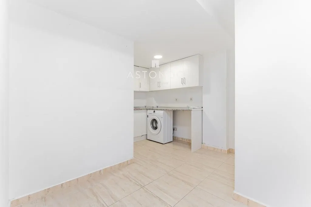 Buanderie - Luxury Townhouse with Pool in Madrid
