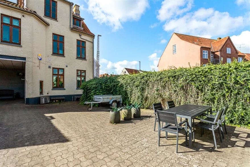 Giardino - Investment Property with Shops in Haderslev Centre