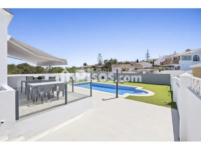 Piscine - Reformed Chalet with Pool in El Faro