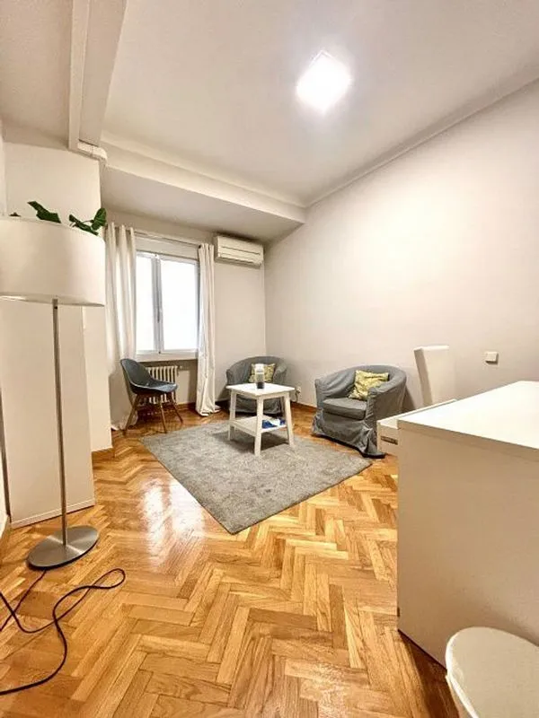 Elutuba - 3-Bedroom Flat with A/C in Almagro