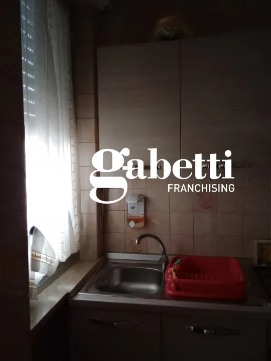 Cucina - Spacious Flat with Balcony in Asti