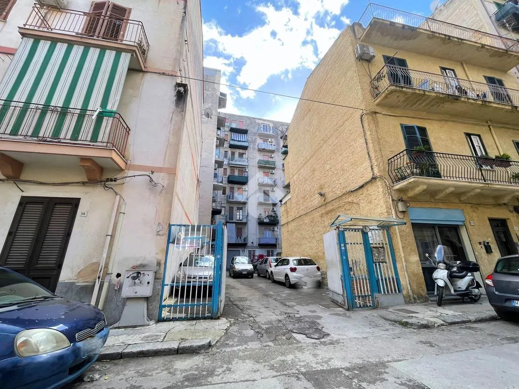 Välivaade - Three-Bedroom Flat with Balcony in Palermo