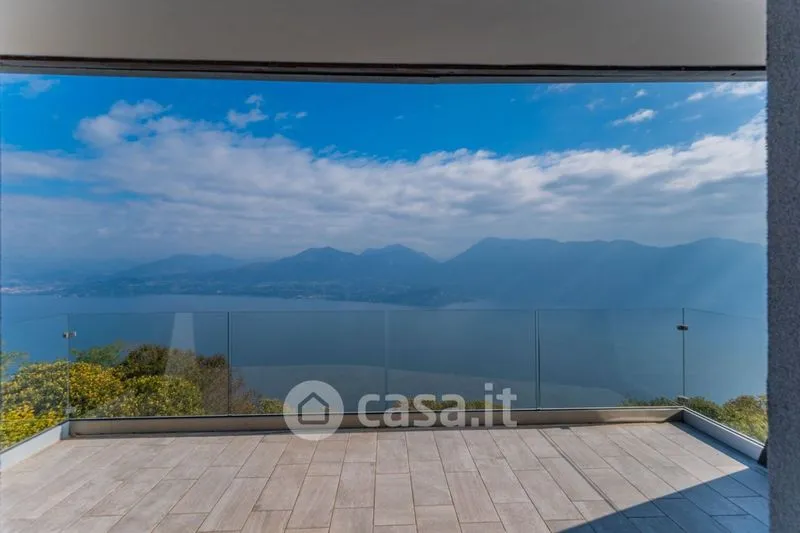 Terrass - Modern Villa with Lake View in Pollino