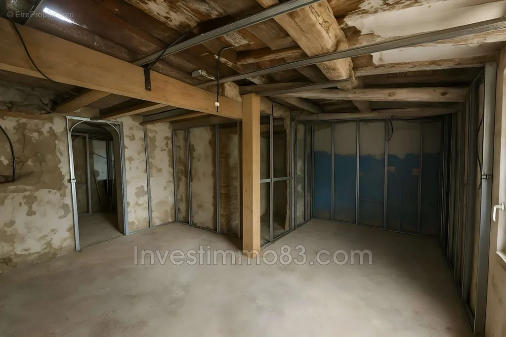 Toad - Refurbished Apartment in Historic Centre, Barjols