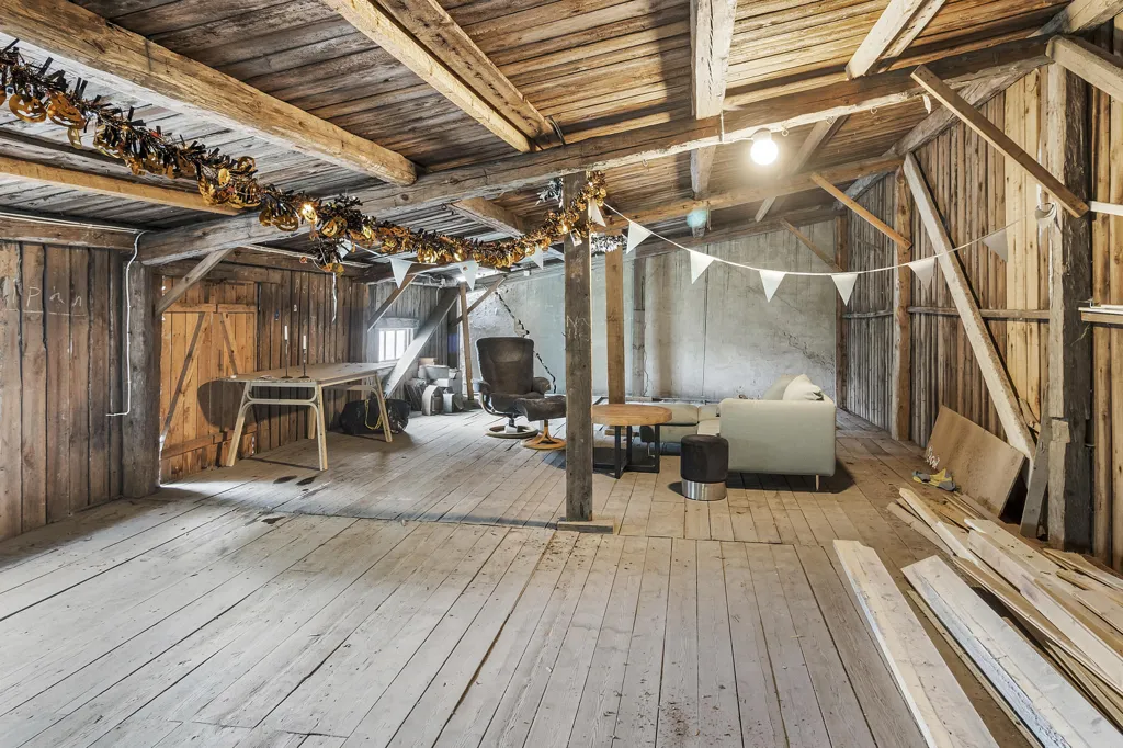 Stanze - Charming House with Historic Features in Old Town, Köping