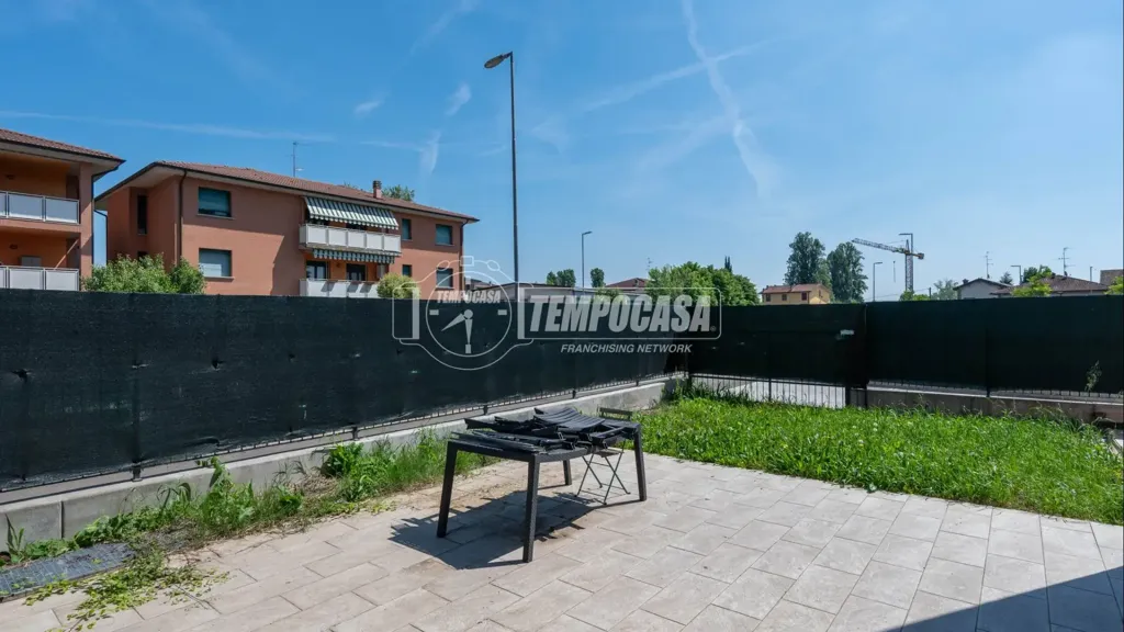 Jardin - Spacious Duplex with Private Garden in Reggio Emilia