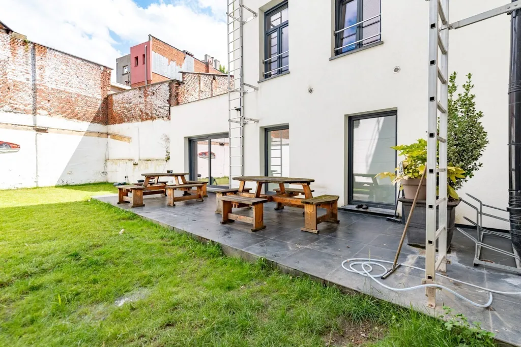 Aed - Modern Student Apartment with Terrace in Antwerp