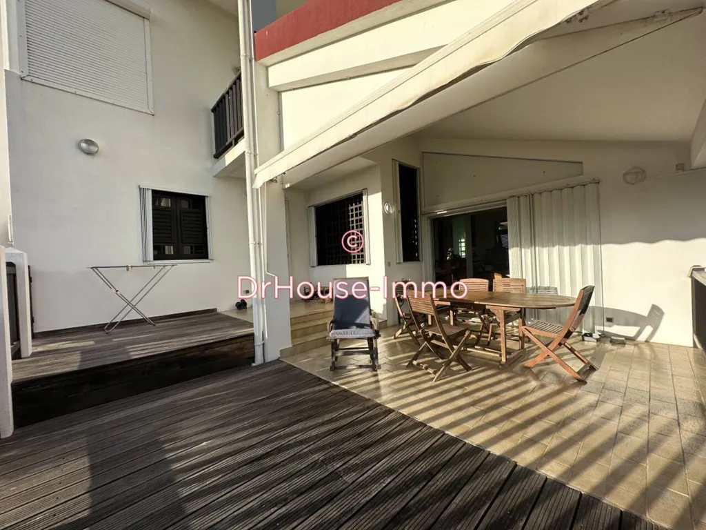 Terrasse - Villa d'Architecte avec Vue Mer à Schoelcher