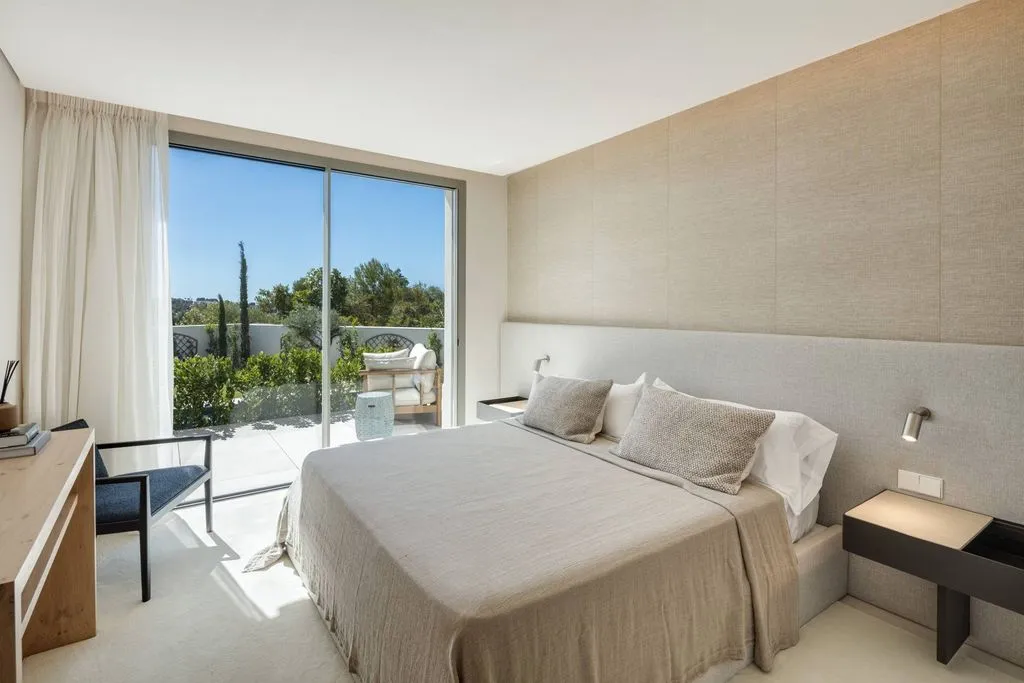 Chambres - Mediterranean Villa with Mountain Views in Marbella