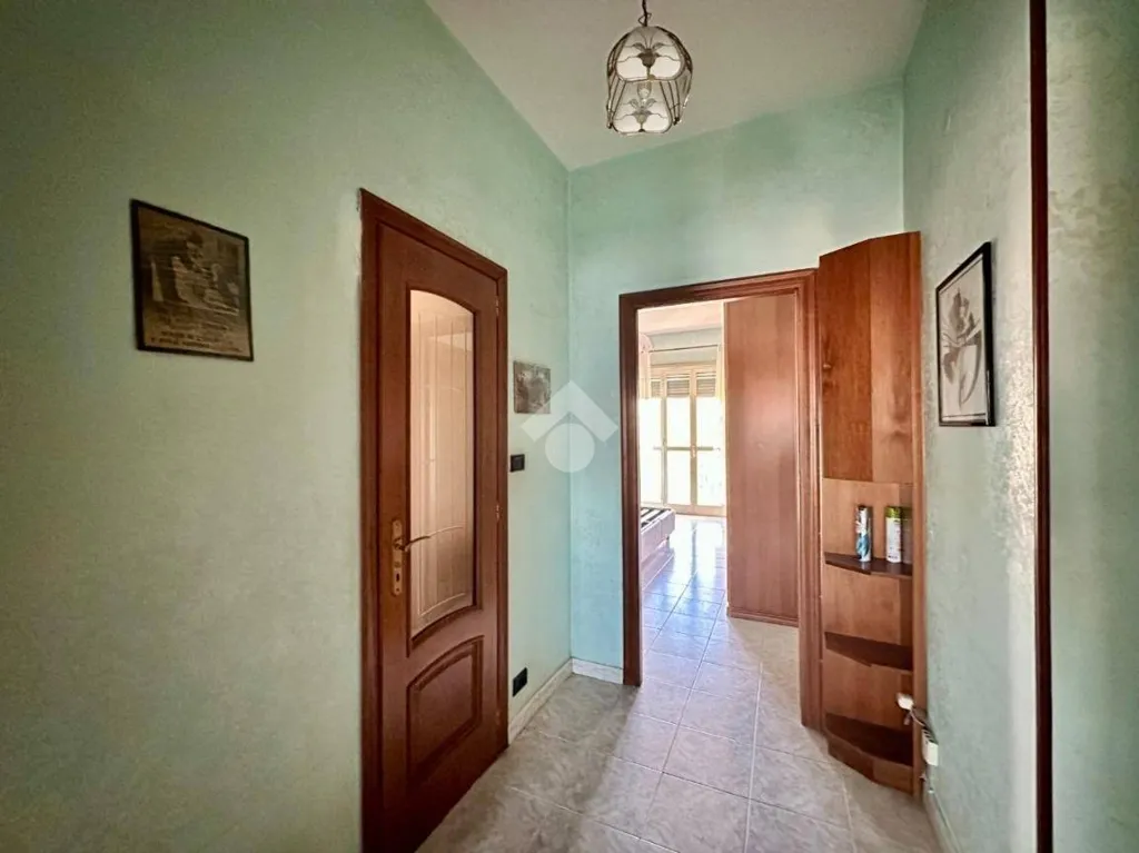 hallway_entrance