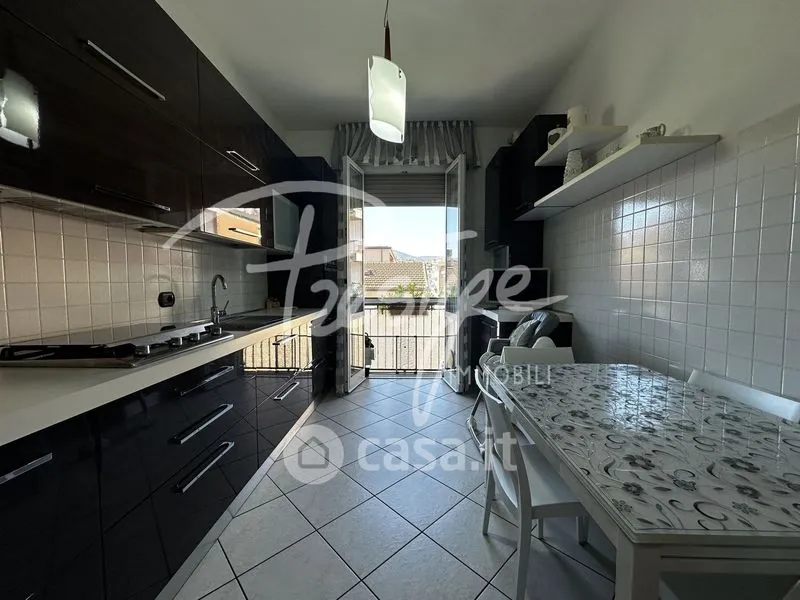 Köök - Modernised Apartment with Balcony in La Spezia
