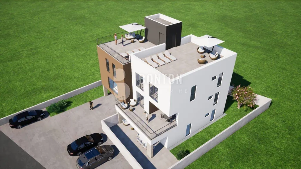 Two-Storey Apartment with Sea View in Zaton, Nin