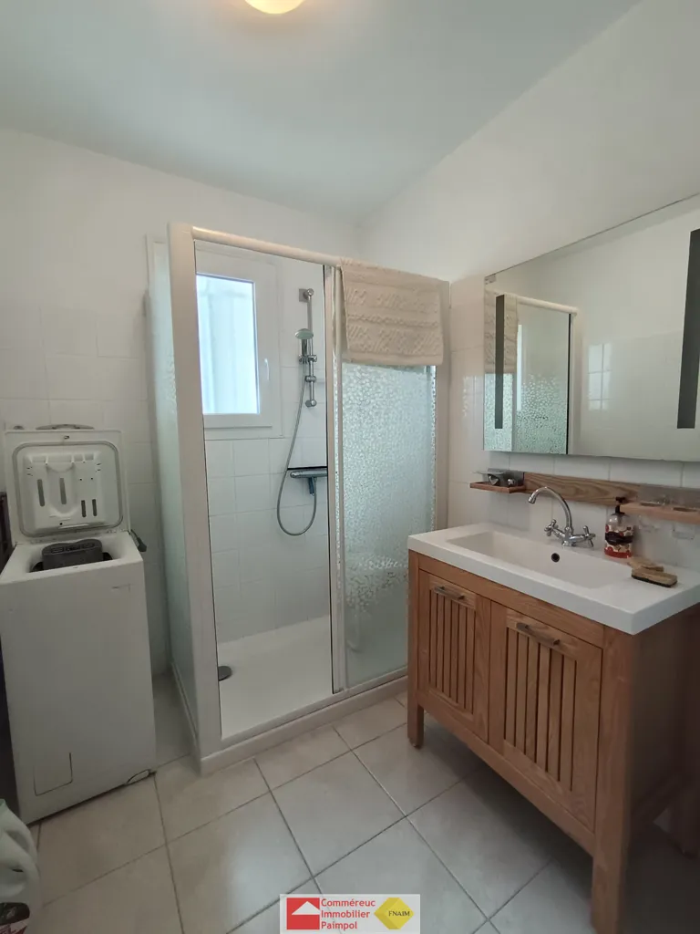 Bagni - Rustic Stone House with Garden in Loguivy-de-la-Mer