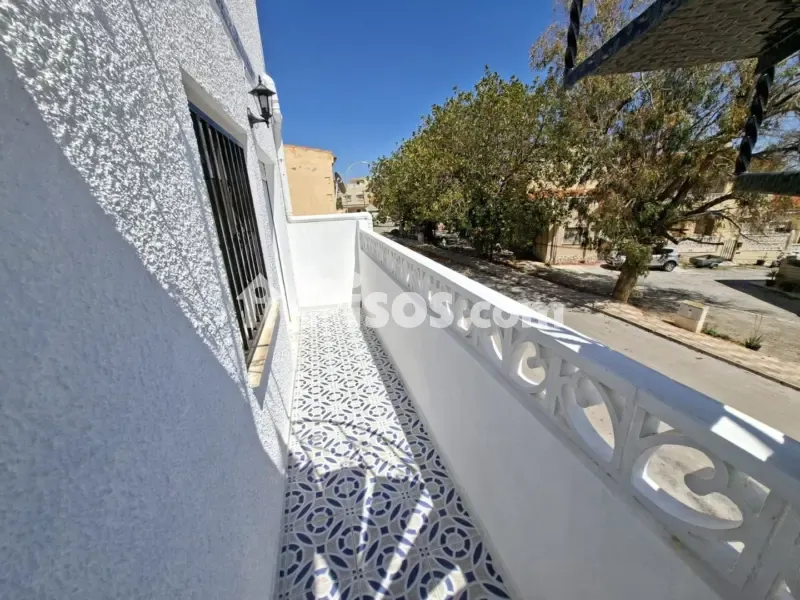 Balcony - Terraced House with Pool in La Marina
