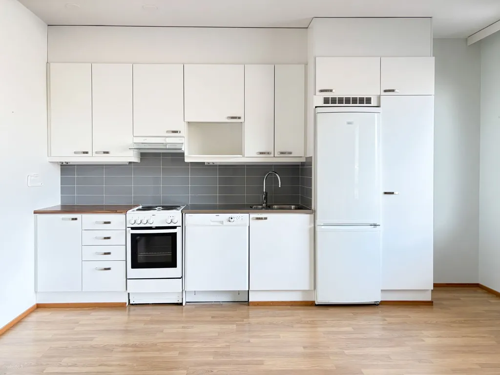 Cuisine - Two-Room Flat with Private Sauna in Hervanta