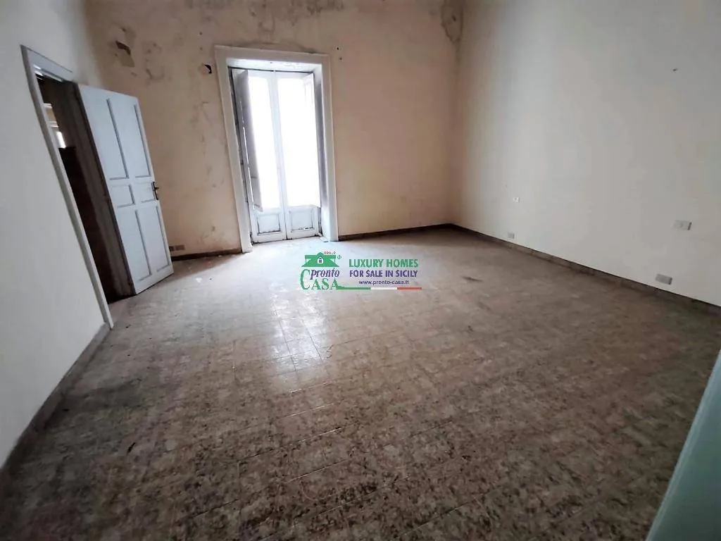 Stanze - Rustic House to Renovate in Ragusa