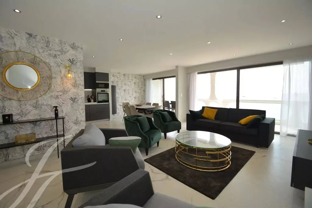 Elutuba - Luxury Apartment with Bay View in Cannes