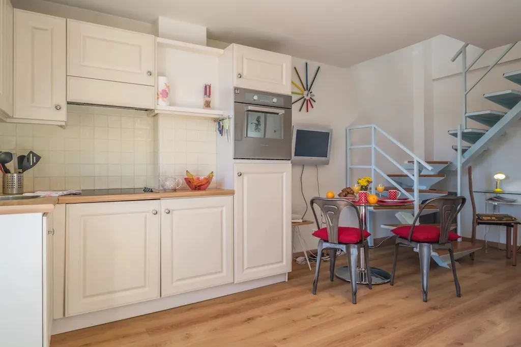 Cuisine - Appartement Duplex avec Balcon au Cœur de Nice