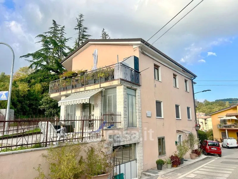 Välivaade - Ground Floor Apartment with Private Courtyard in Grezzana