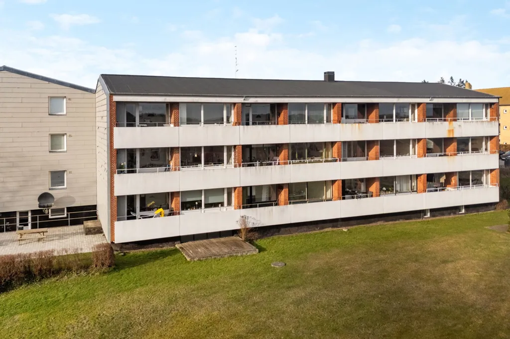 Exterior - Apartment with Garden Access in Hobro
