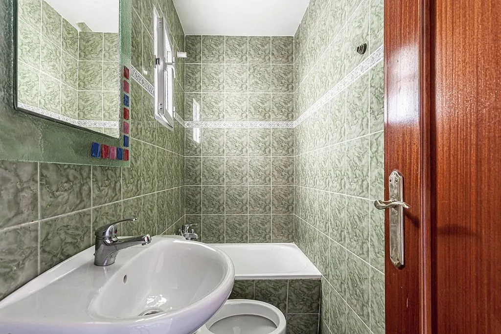 Salles de bain - Modernised Flat with A/C in Puerta del Ángel, Madrid