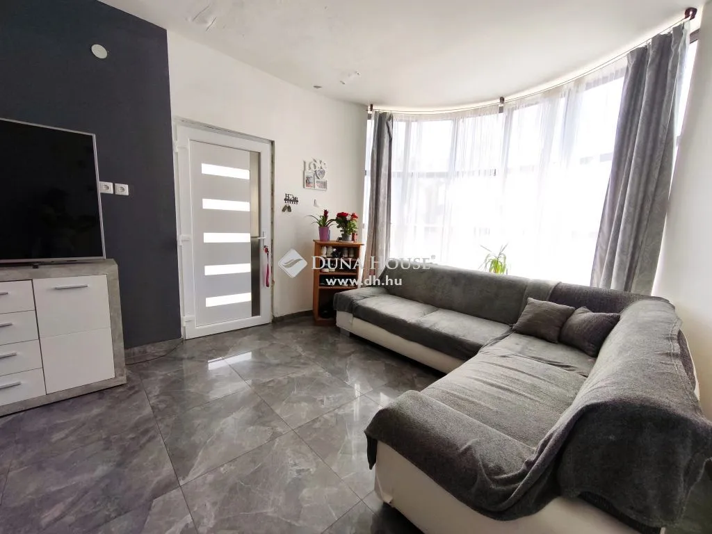 Soggiorno - Spacious 3-Bedroom Flat near Centre in Ercsi