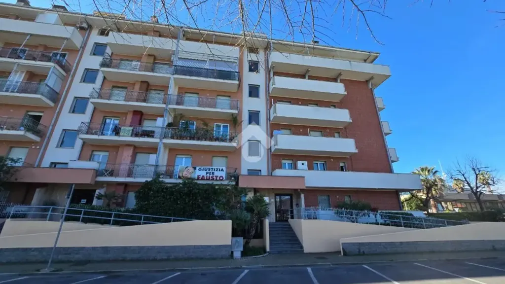 Välivaade - Apartment with Balcony in Central Albenga
