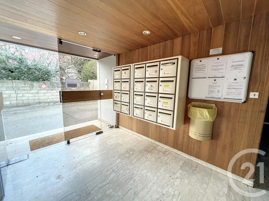 Esik - Studio with Parking in Dijon