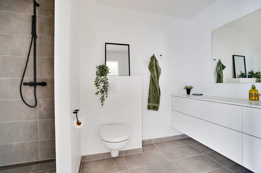 Salles de bain - Architect-Designed Terrace House in Tune