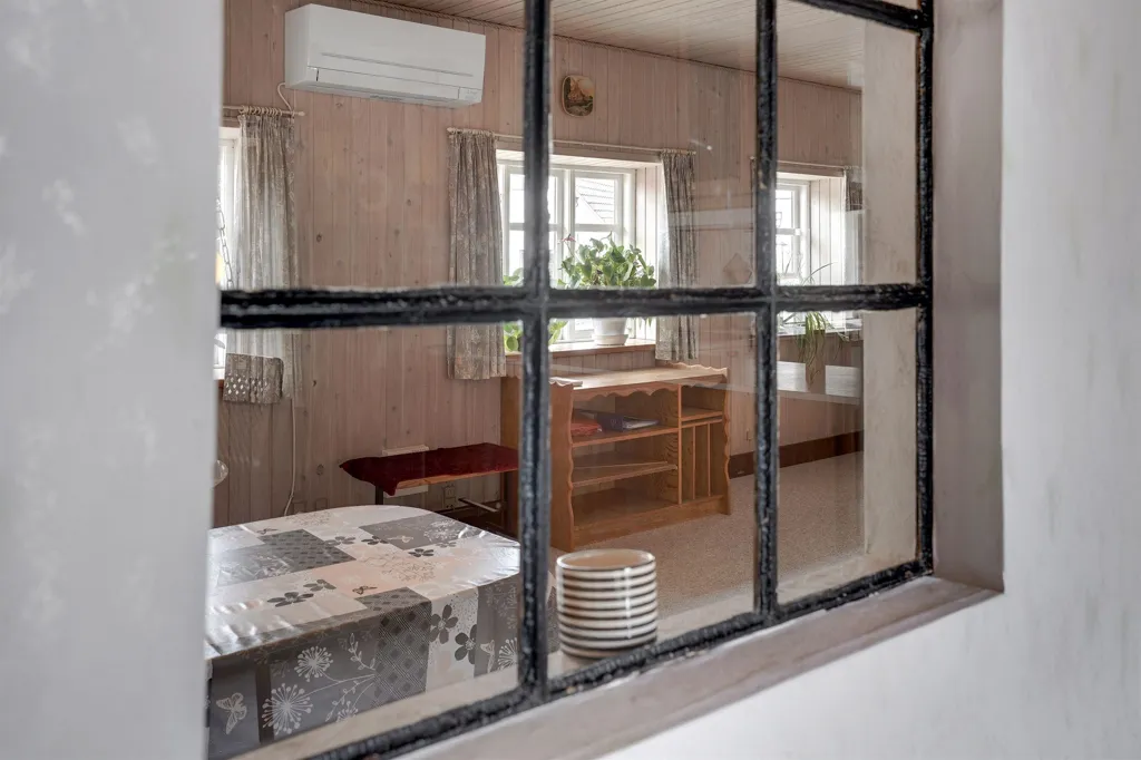 Toad - Family Villa with Scenic View in Elstrup