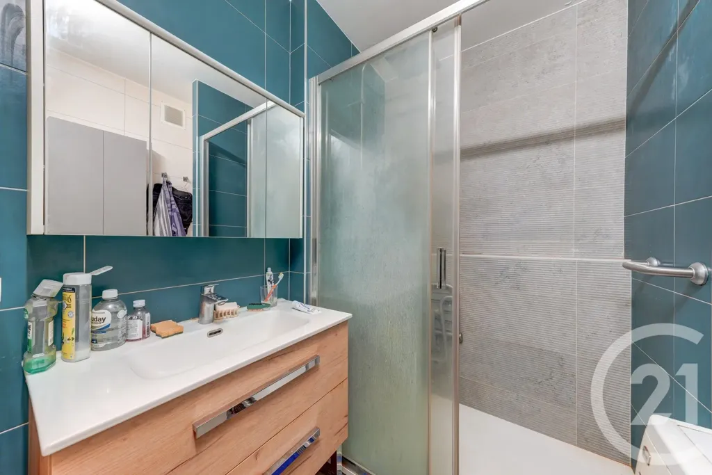 Salles de bain - Appartement F3 avec Balcon Sud/Est à Lyon 3ème