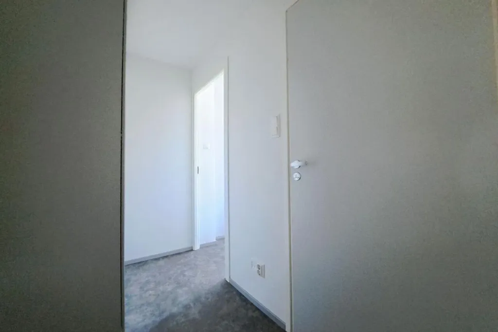 Esik - Bright Apartment with Balcony in Mikkeli Centre