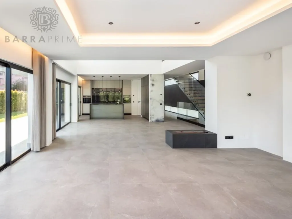 Living Room - Contemporary Villa with Golf View in Vilamoura