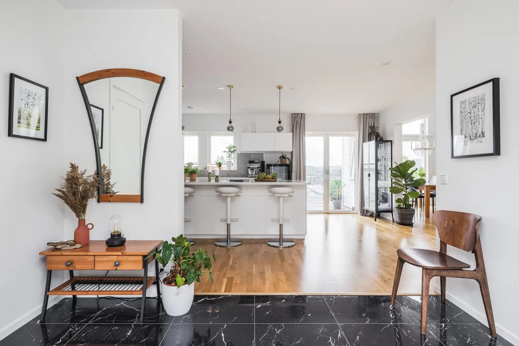 Esik - Modern Villa with Garden on Alnö