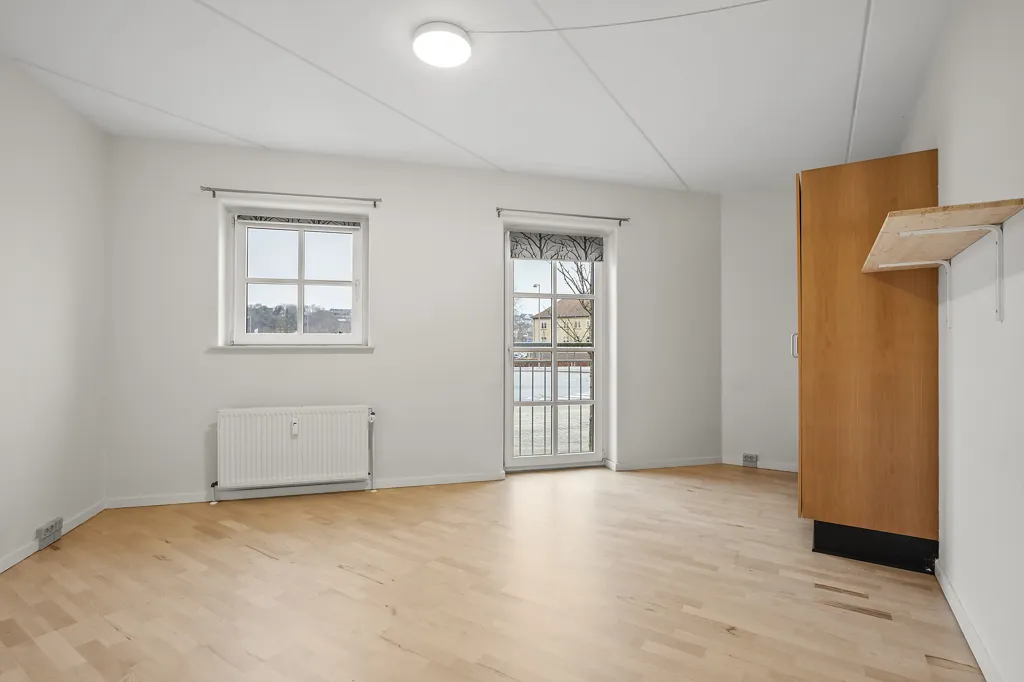 other_room