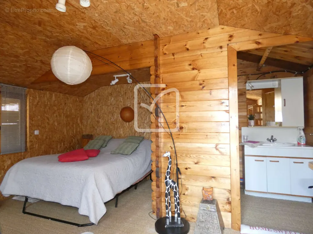 Magamistoad - Wooden Estate with Panoramic View near Saint-Céré