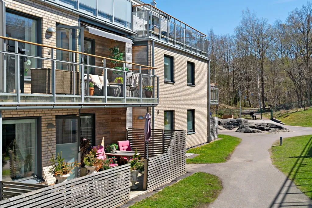Balcon - Apartment with Balcony in Billdal
