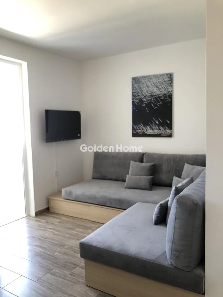 Elutuba - Modern Apartment with Panoramic View in Neos Kosmos