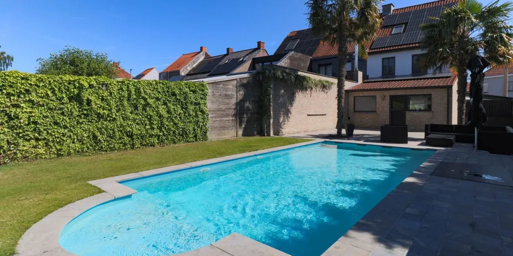 Bassein - Stylish House with Pool in Lendelede