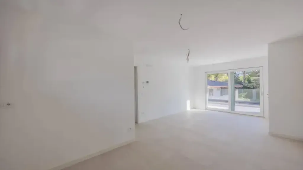 other_room