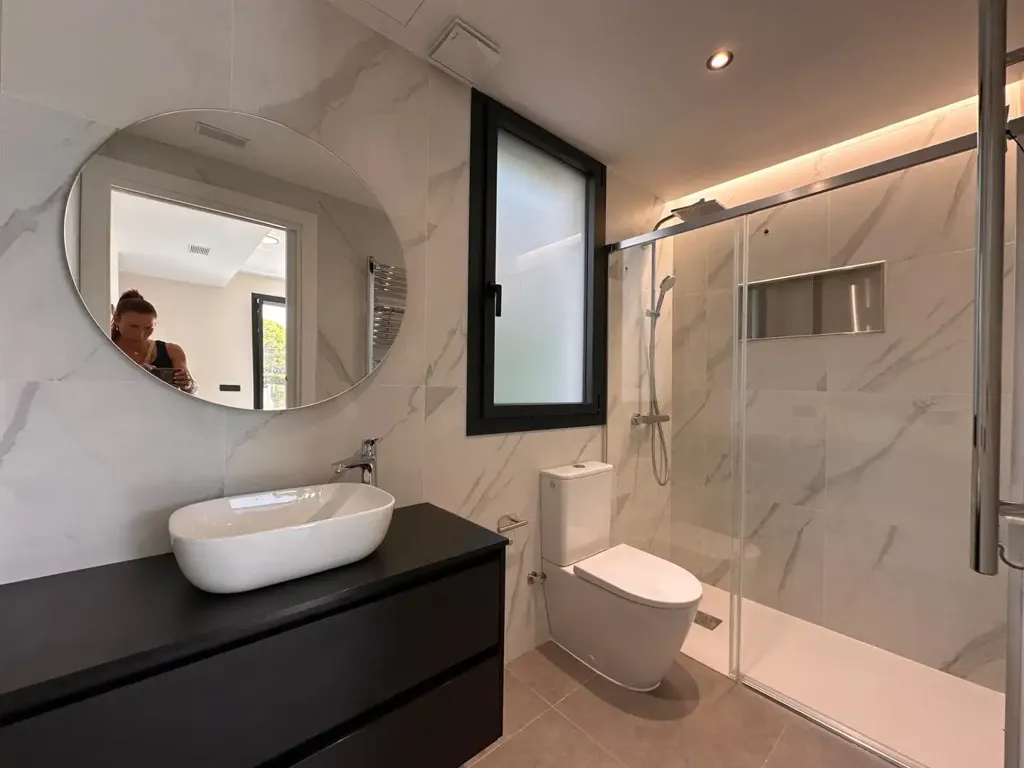 Badezimmer - Newly Constructed Chalet with Pool in Calonge