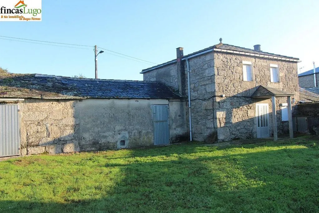 Välivaade - Stone Cottage with Garden in Rural Parishes