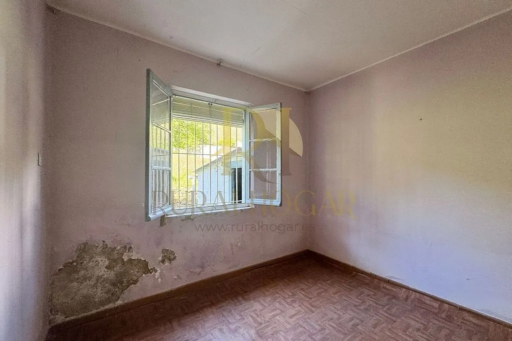 Rooms - Chalet with Garden in Matallana de Torío