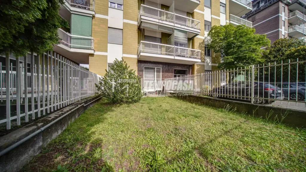 Jardin - Rustic Trilocale with Garden in Turbigo