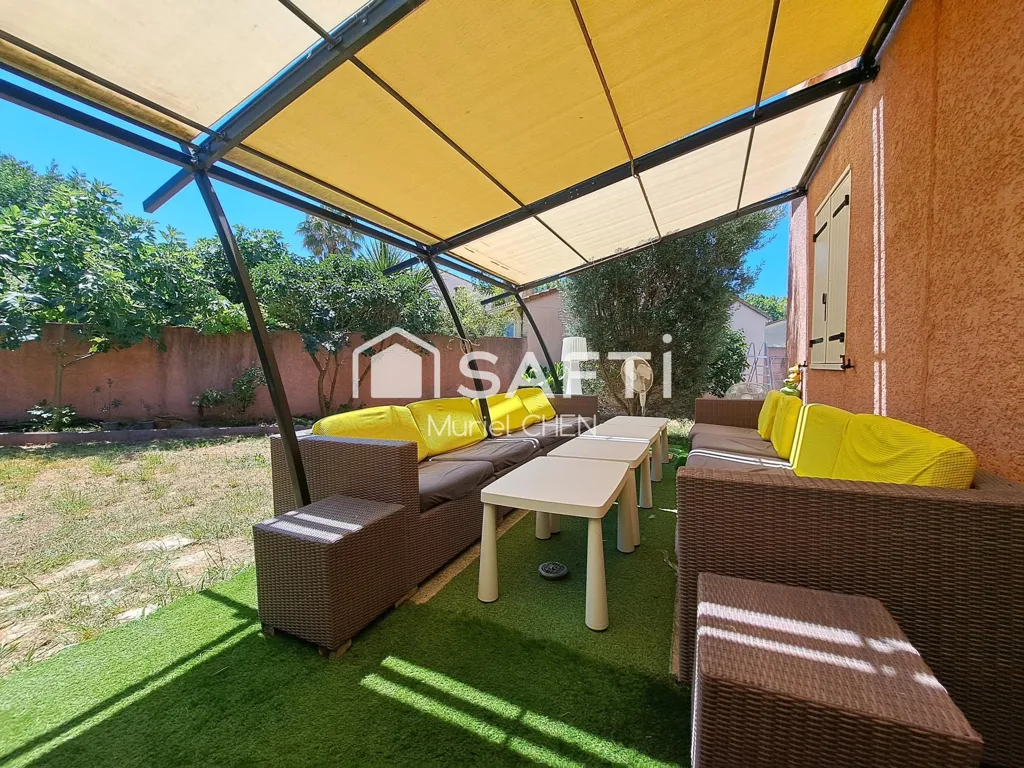Terrasse - Villa avec Jardin à Marsillargues