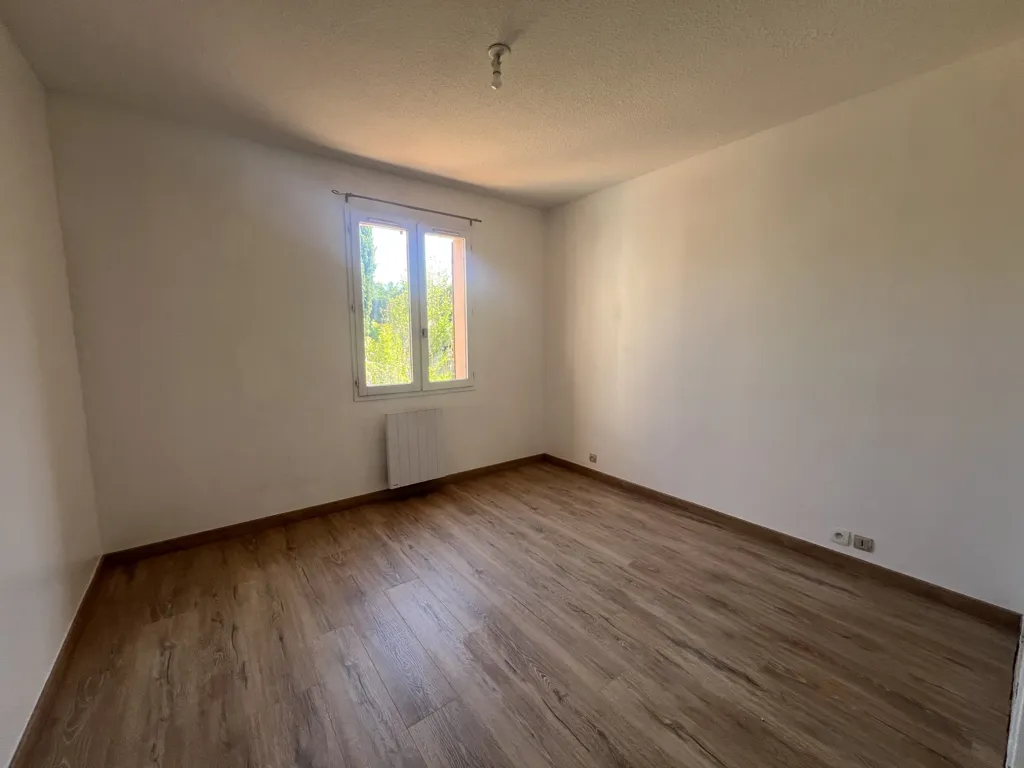 Toad - Single-Storey House with Pool in Castanet-Tolosan
