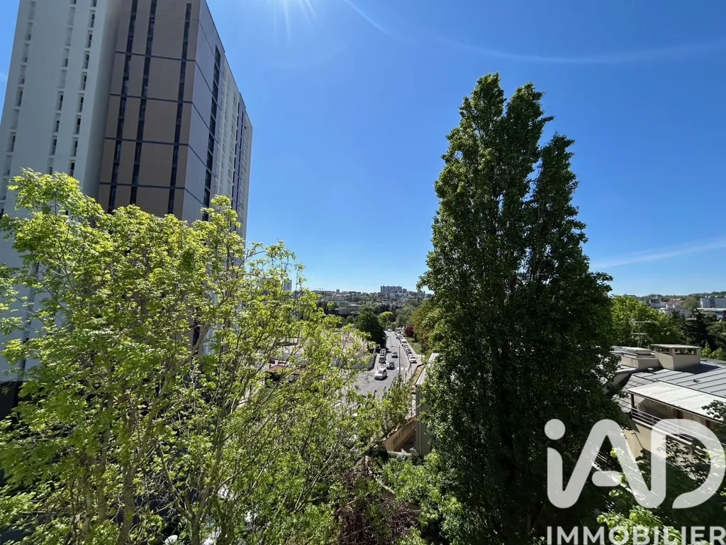 Balcon - Appartement Neuf avec Deux Terrasses à Noisy-le-Sec