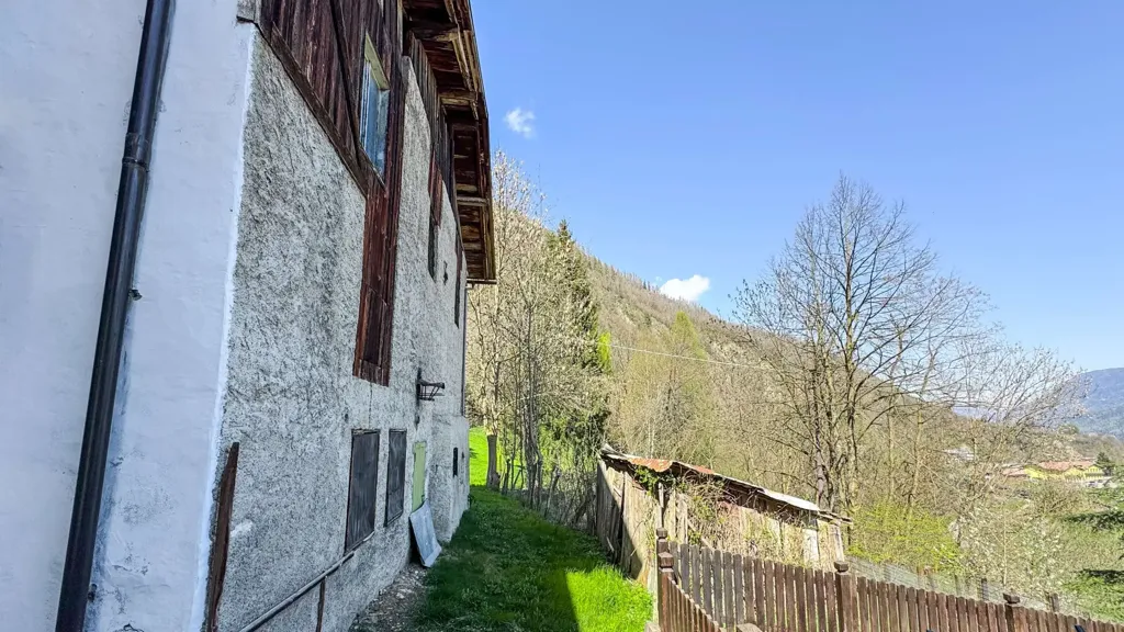 Extérieur - Rustic Baita with Mountain View in Commezzadura