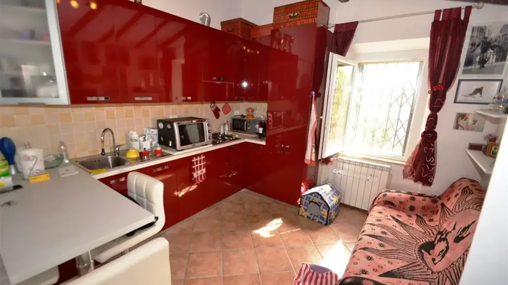 Köök - Rustic Apartment with Private Yard in Rosignano Marittimo