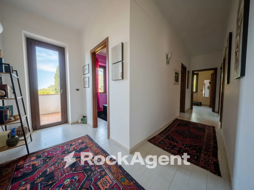 Esik - Luxury Villa with Pool in Sassari, Sardinia